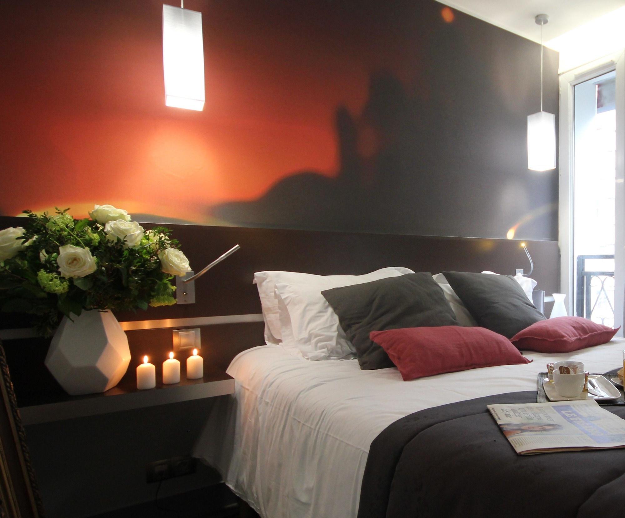 Lumieres Montmartre Hotel Paris