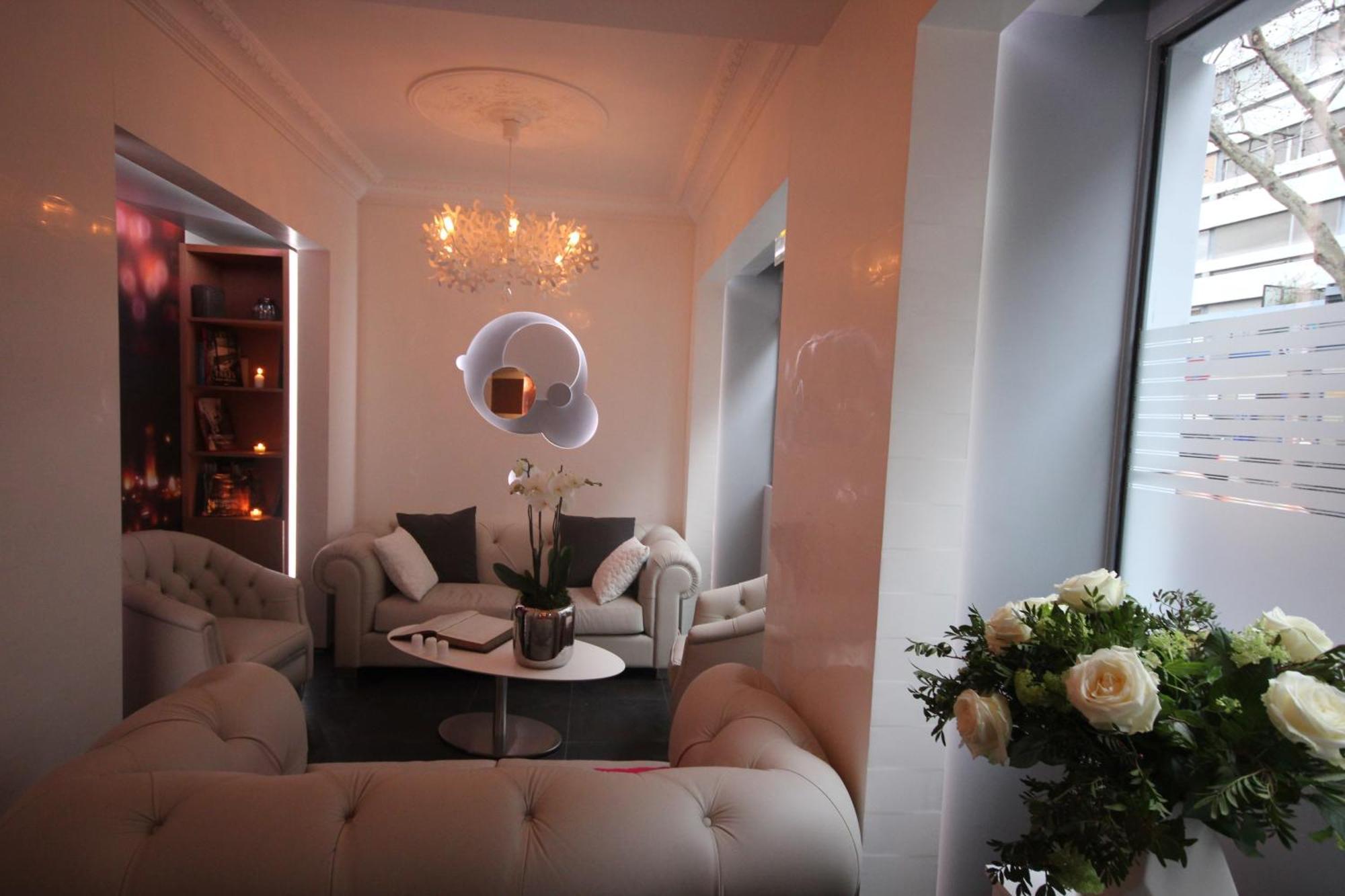 Hotel Lumieres Montmartre 3*