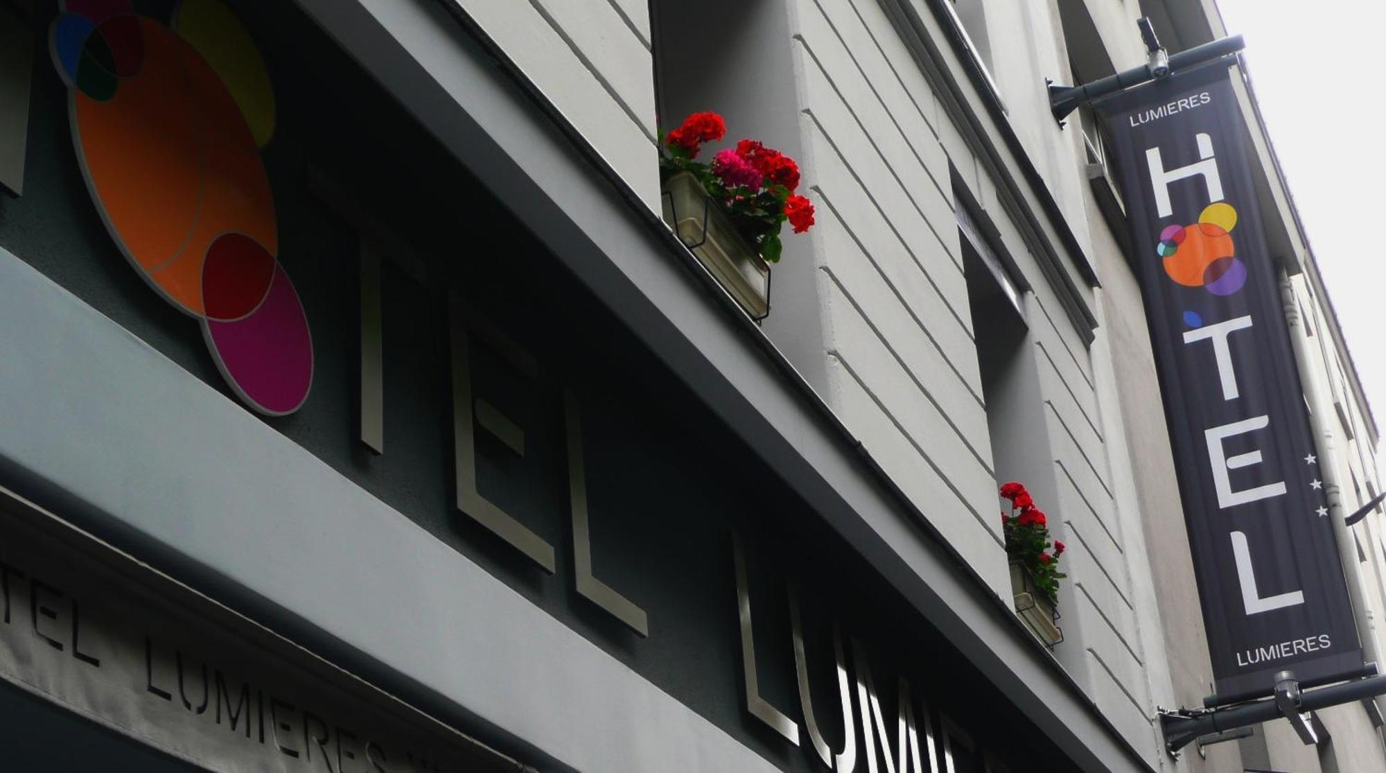 Hotel Lumieres Montmartre 3*