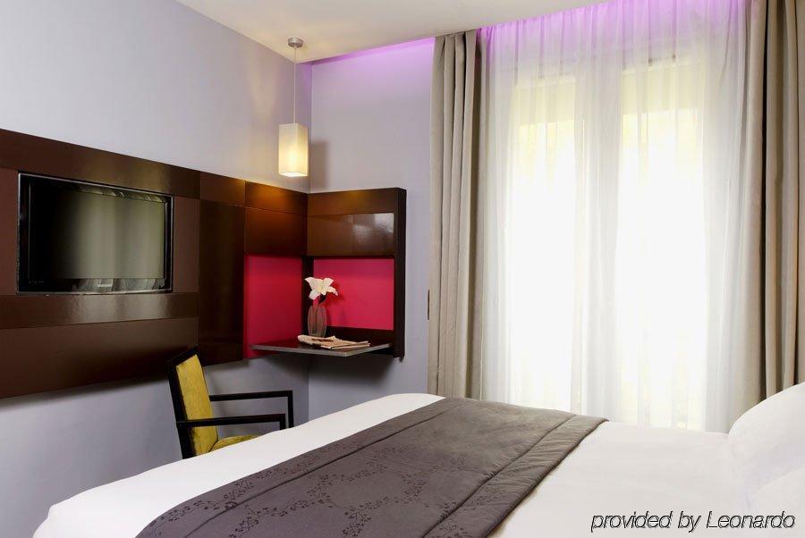 Hotel Lumieres Montmartre 3*