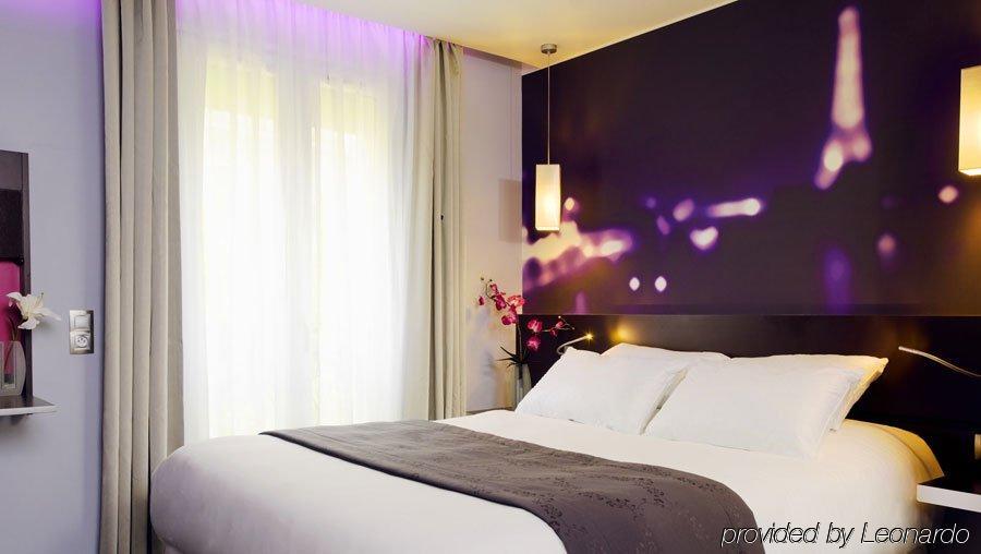 Hotel Lumieres Montmartre Paris