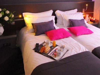 Hotel Lumieres Montmartre 3*