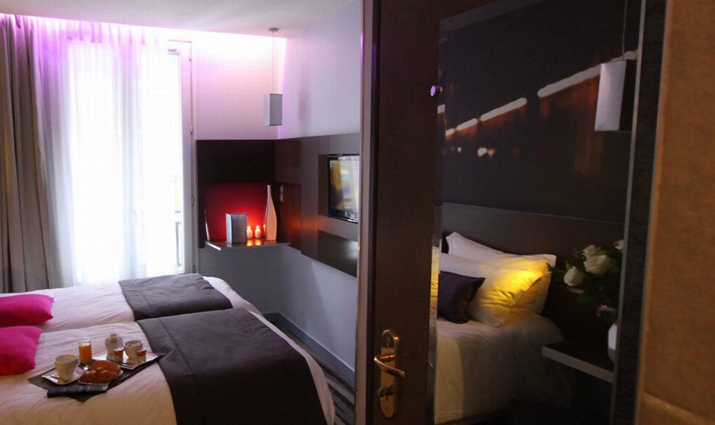 Lumieres Montmartre Hotel 3*