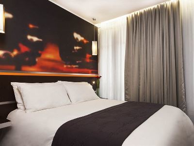 Lumieres Montmartre Hotel Paris
