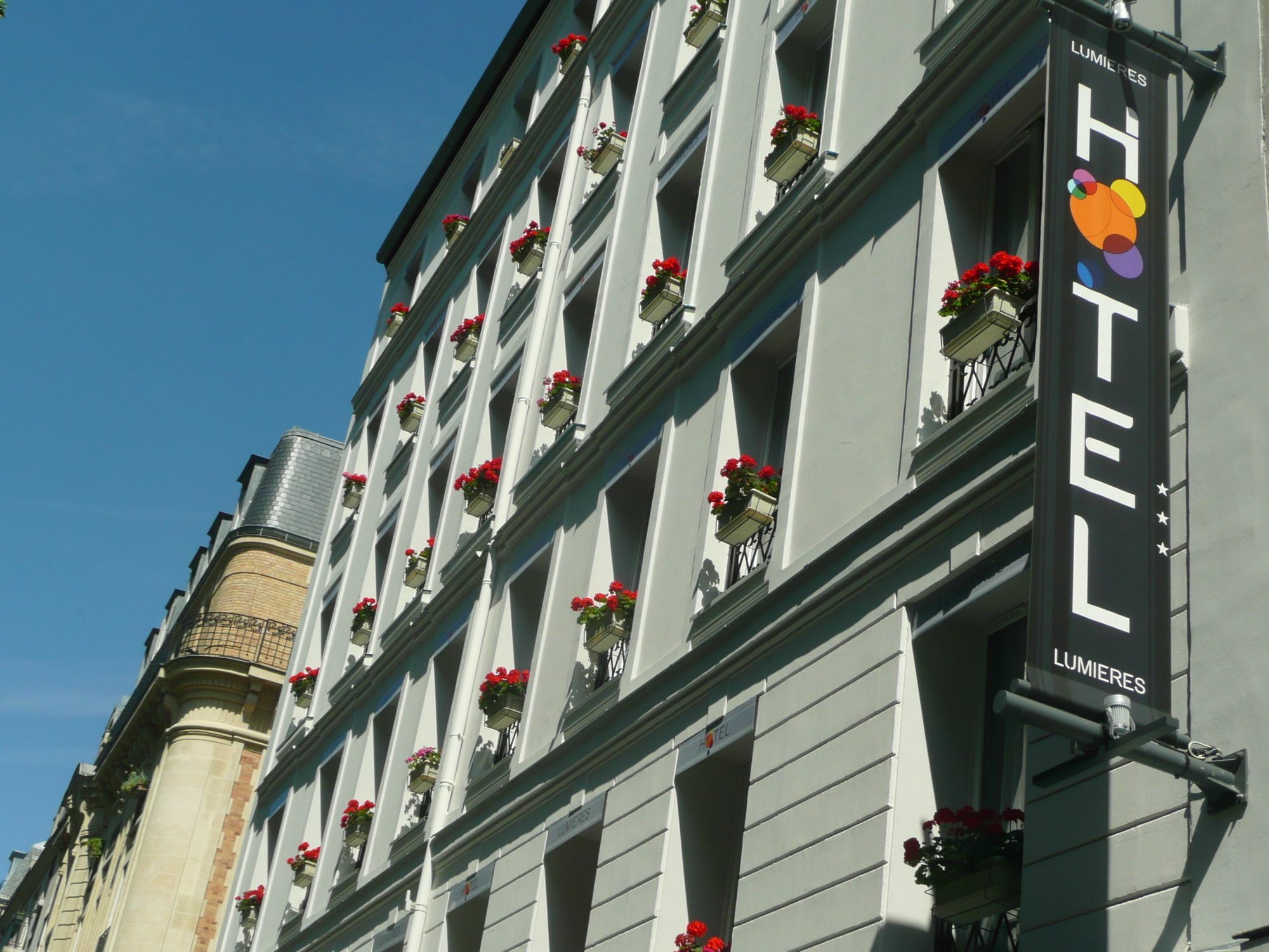 Lumieres Montmartre Hotel Paris