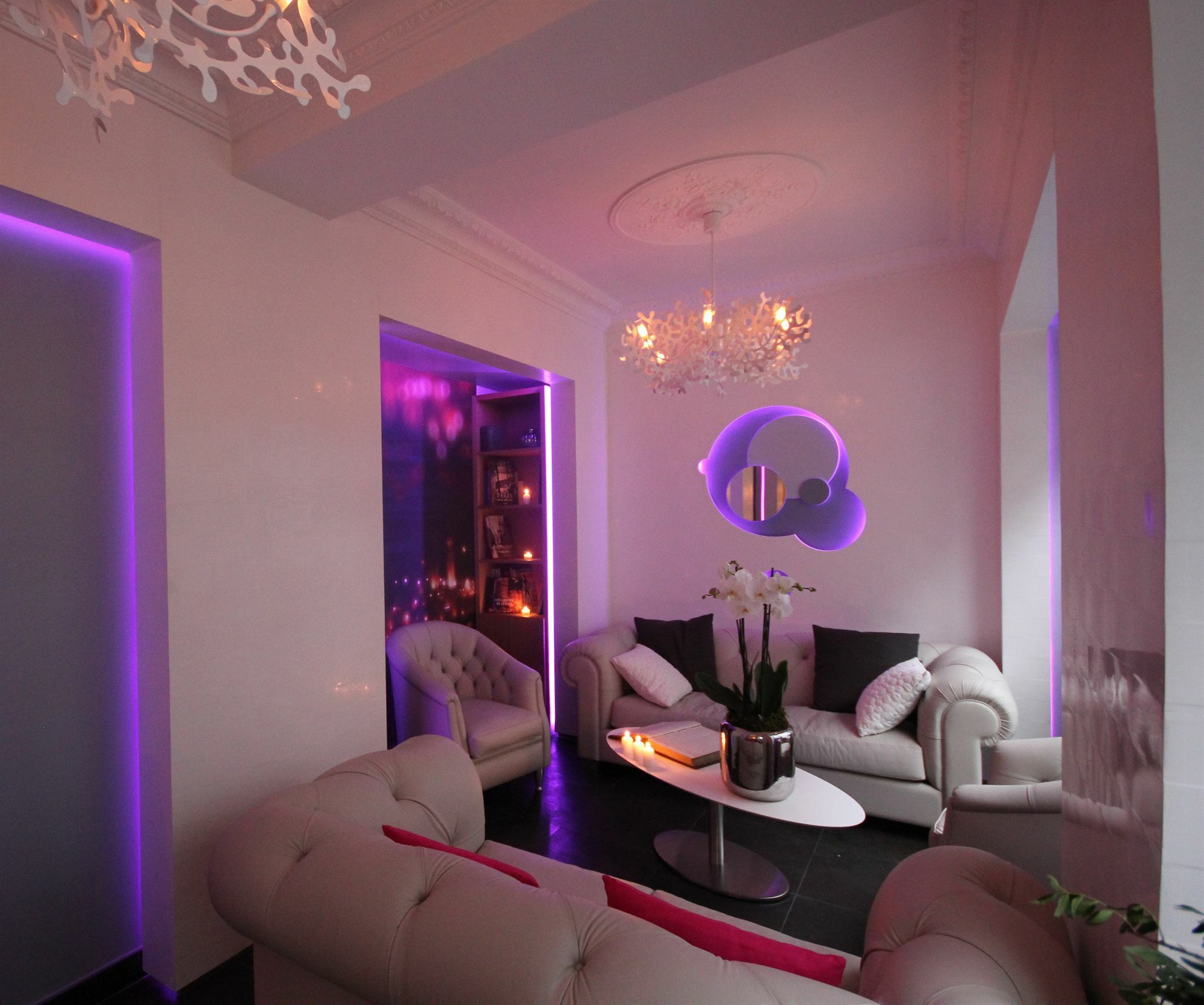Lumieres Montmartre Hotel Paris
